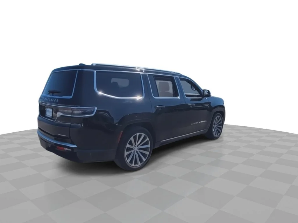 2022 Jeep Grand Wagoneer Series II - Photo 8