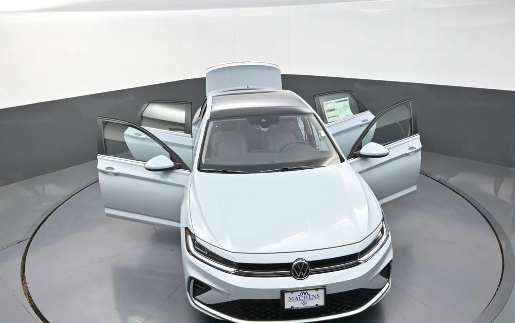 2026 Volkswagen Jetta SE - Photo 29