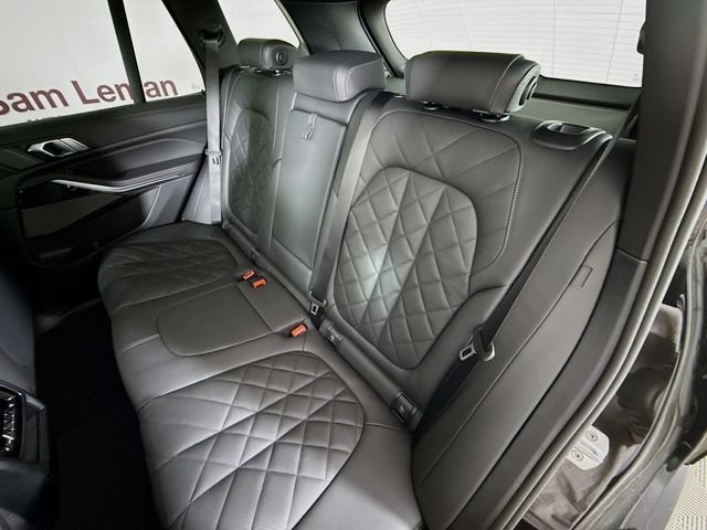 New 2026 Black Sapphire Metallic BMW xDrive40i image 26