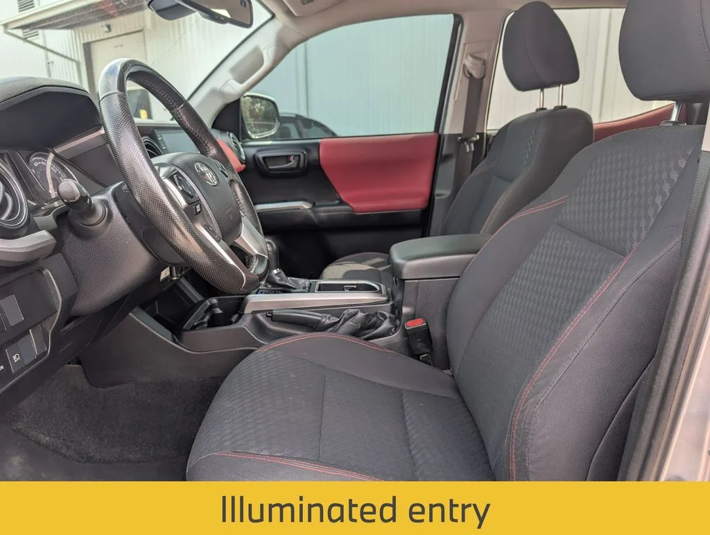 Used 2021 Silver Toyota SR5 image 16