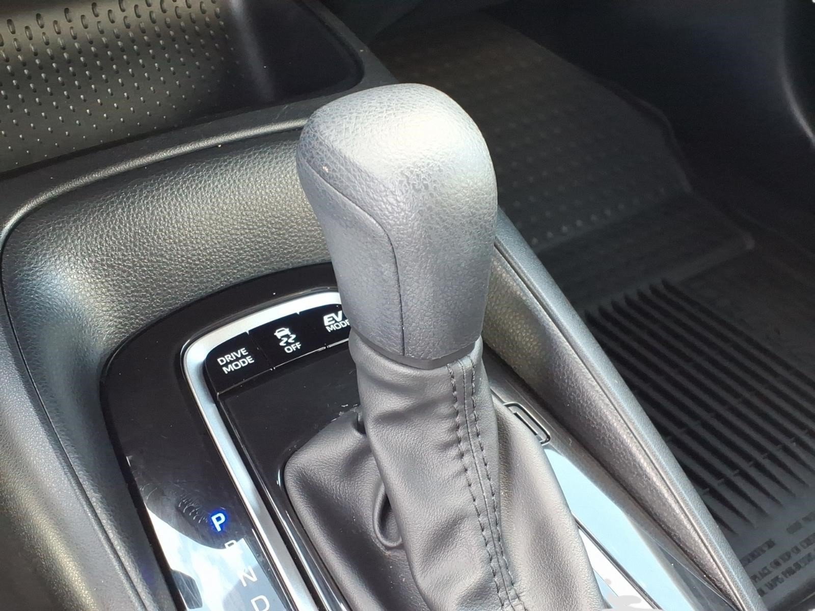 2023 Toyota Corolla LE - Photo 22
