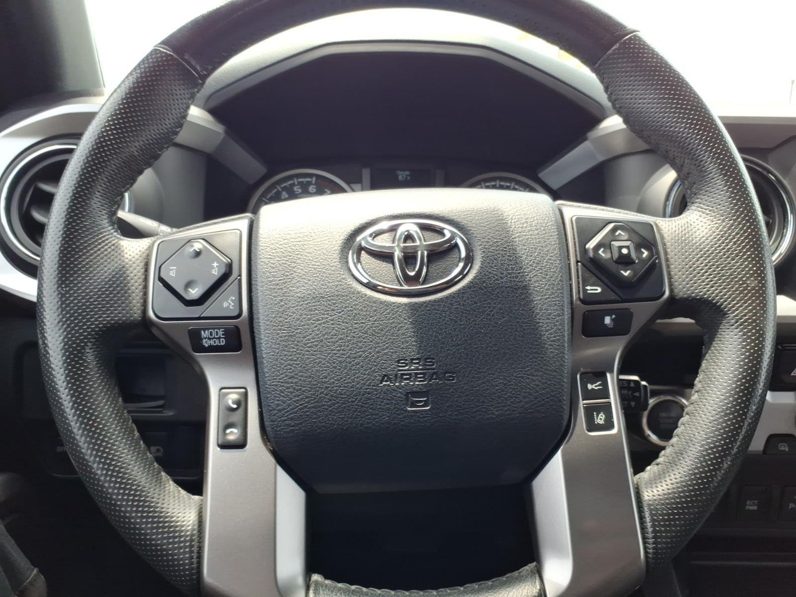 Used 2018 Midnight Black Metallic Toyota Limited image 26