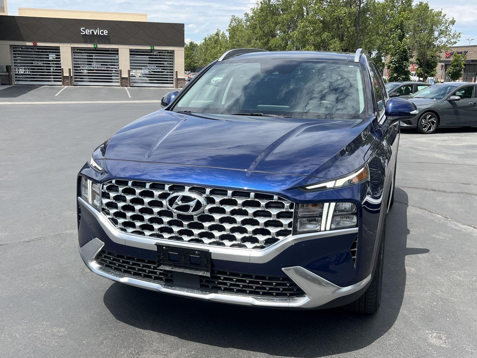 Certified Used 2022 Stormy Sea Hyundai SEL image 2