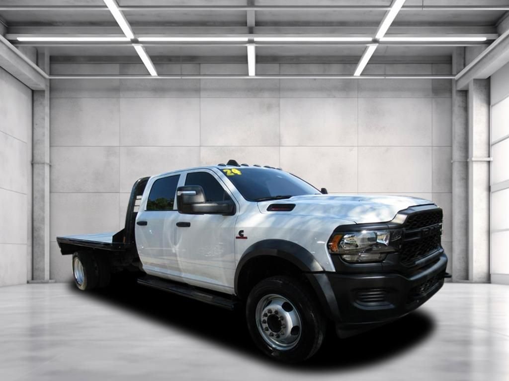 2024 RAM 5500 Tradesman 4X4 Crew Cab DRW 197" WB's photo