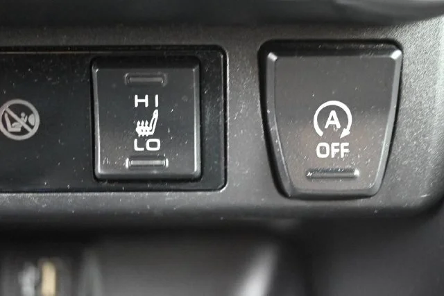 Used 2025 White Toyota XLE image 25