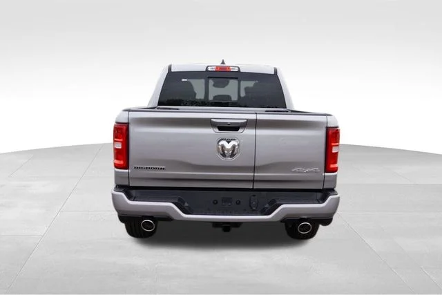 New 2026 Billet Silver Metallic Clear-Coat Exterior Paint RAM Big Horn image 4