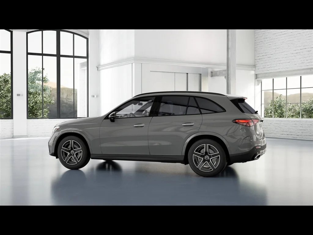 New 2026 Manufaktur Alpine Grey Mercedes-Benz GLC 300 4MATIC® image 27
