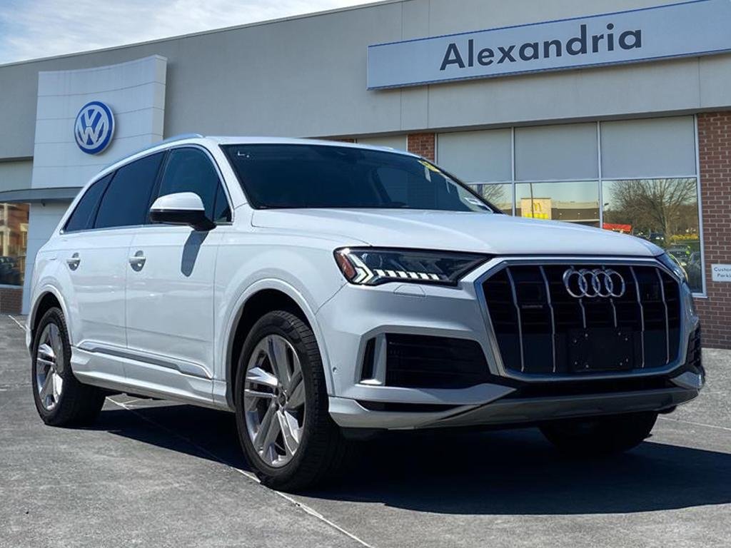 2023 Audi Q7 55 Premium quattro Tiptronic's photo
