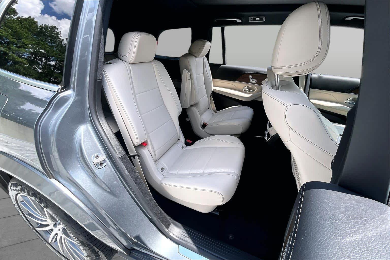 Used 2024 Selenite Grey Metallic Mercedes-Benz GLS 450 image 20