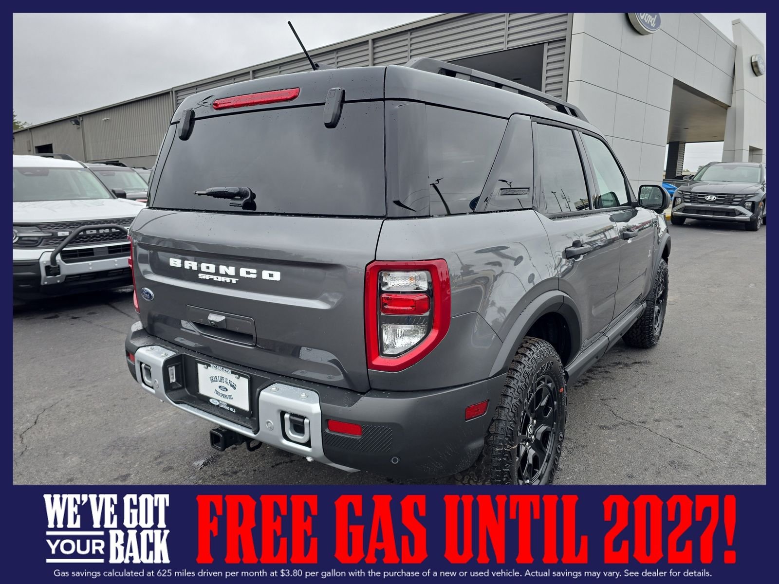 New 2025 Carbonized Gray Metallic Ford Outer Banks image 6