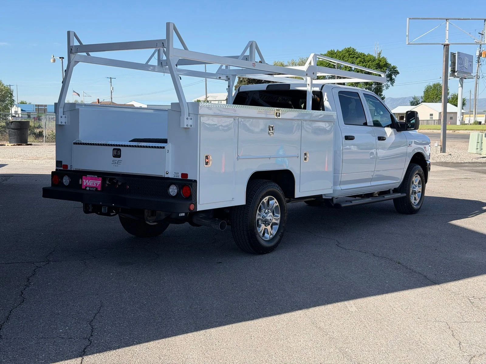 New 2026 Bright White Clear-Coat Exterior Paint RAM Tradesman image 7