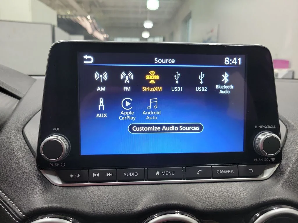 Used 2025 White Nissan SV image 39
