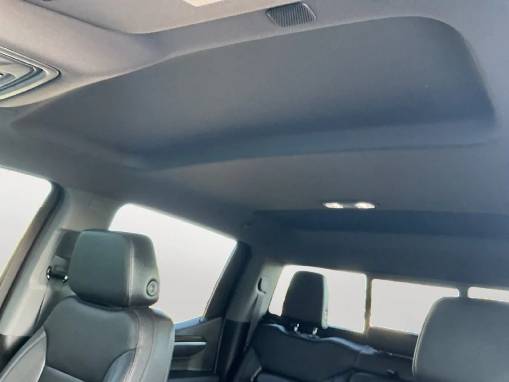 Used 2022 GLACIER BLUE METALLIC Chevrolet RST image 17