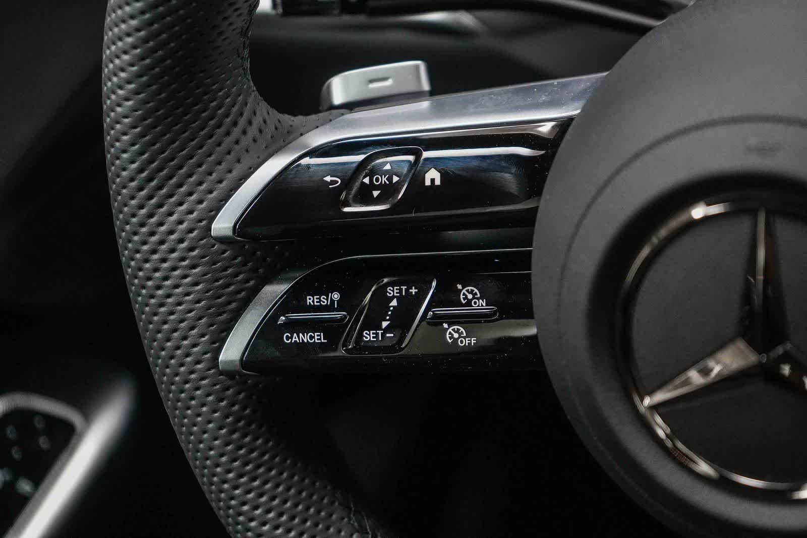 New 2026 Graphite Grey Metallic Mercedes-Benz GLC 300 image 20