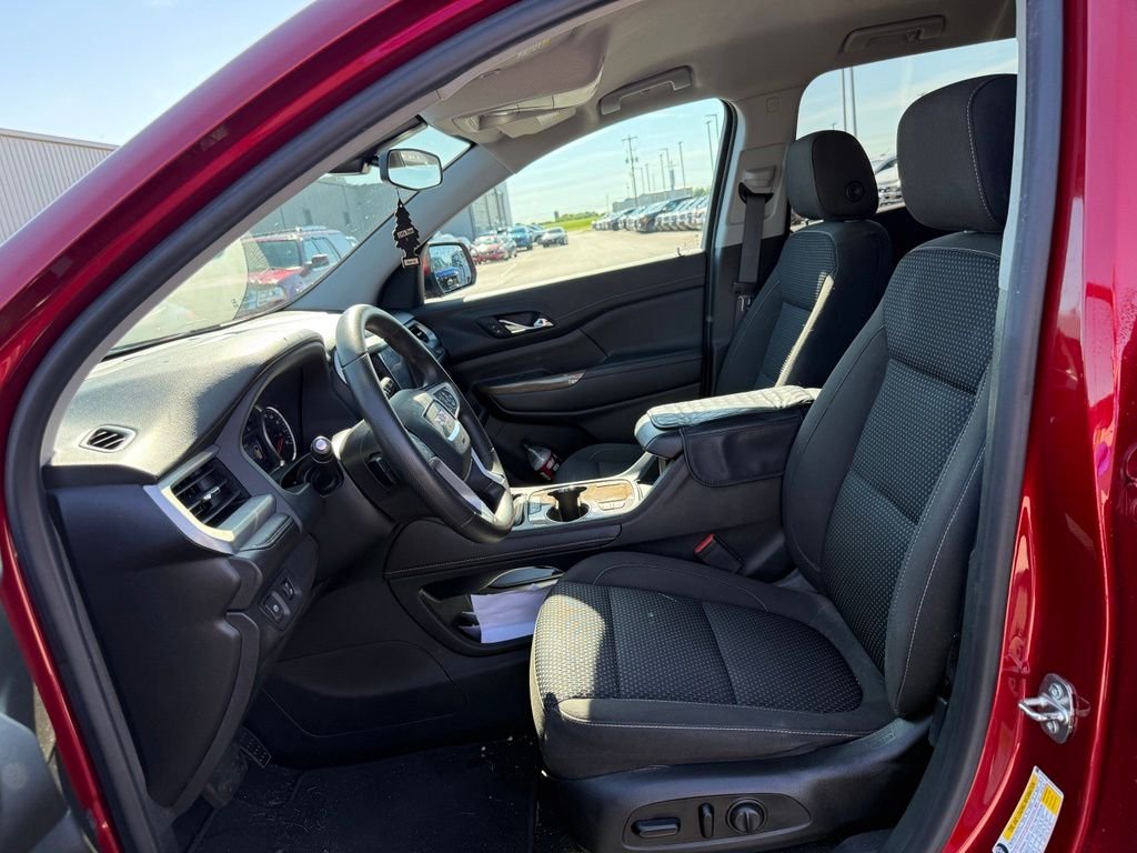 Used 2021 Red GMC SLE image 5