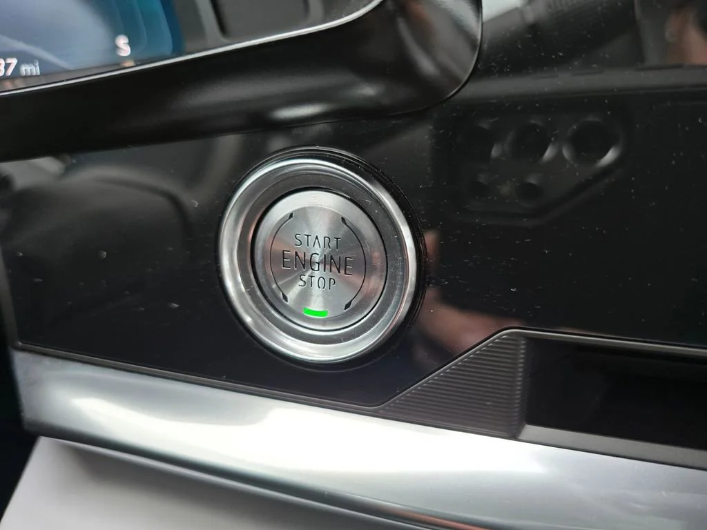 2024 Chevrolet Corvette 3LT - Photo 40