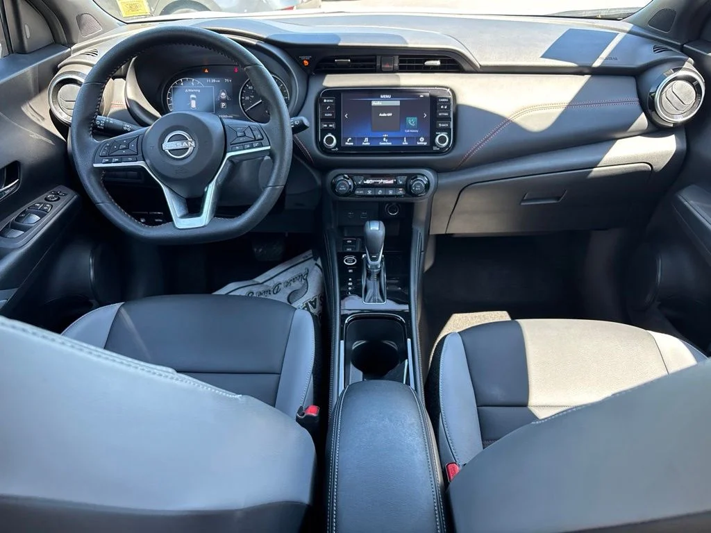 Used 2024 Gray Nissan SR image 25