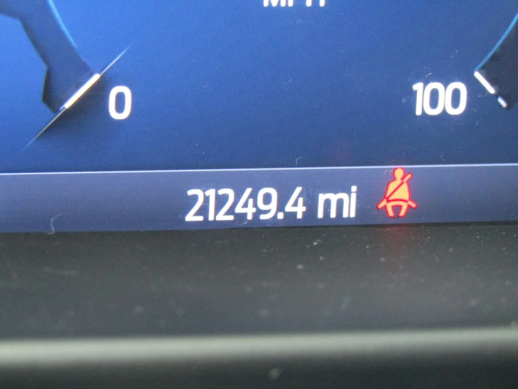 Used 2024 Gray Metallic Ford Lariat image 25
