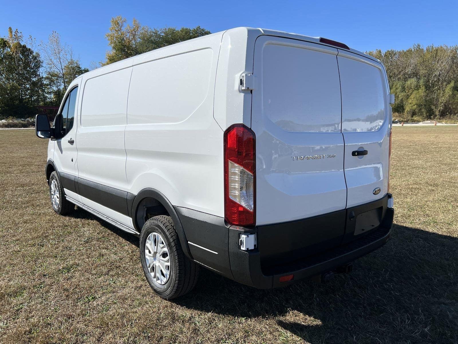 Used 2024 Oxford White Ford 350 image 8