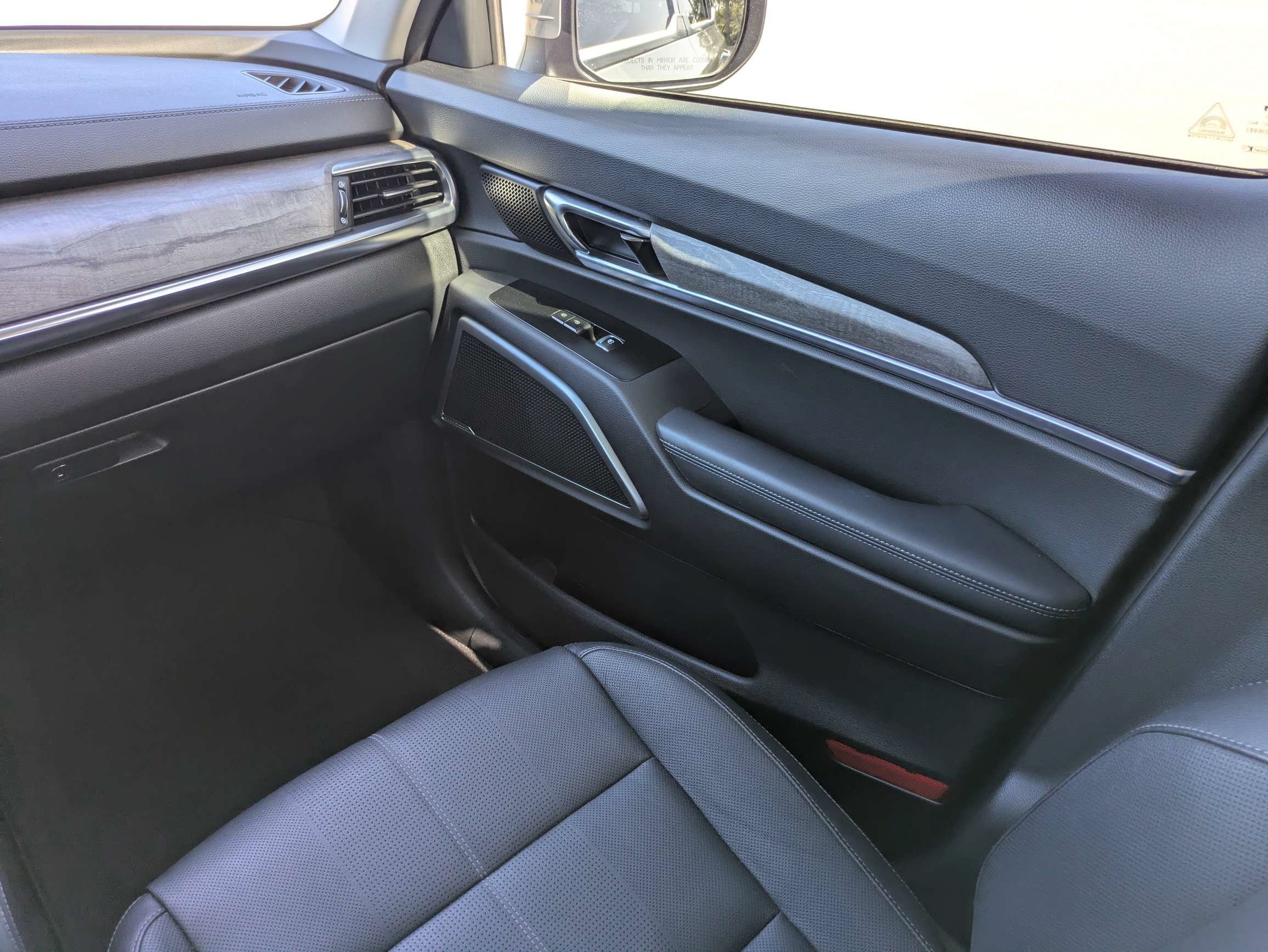 Certified Used 2022 Wolf Gray Kia EX image 17