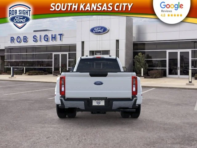 New 2026 Oxford White Ford F-350® XLT image 5