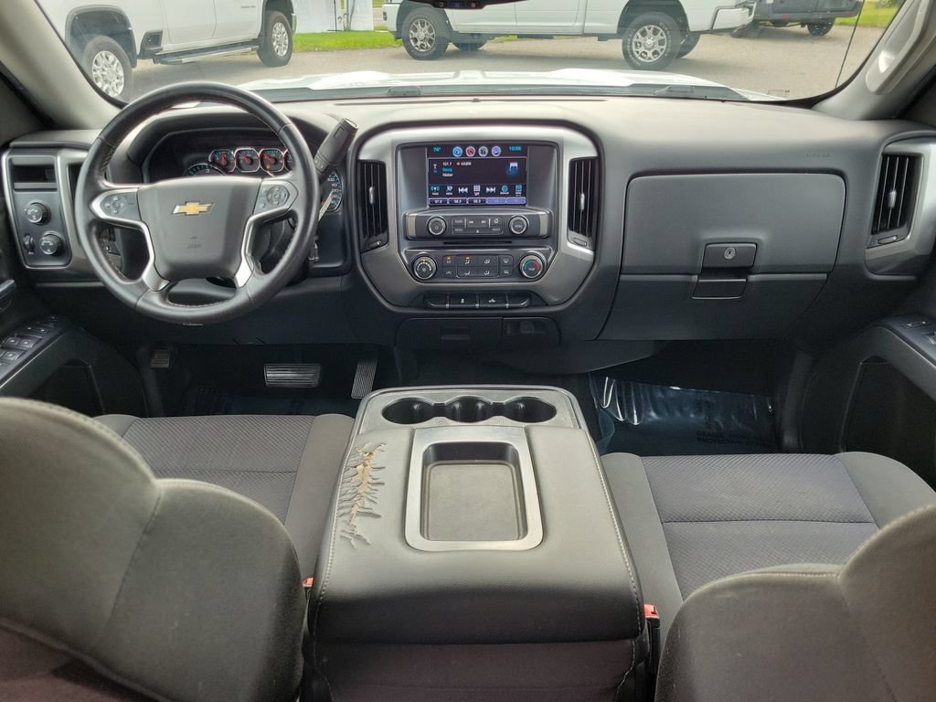 Used 2017 SUMMIT WHITE Chevrolet LT image 12