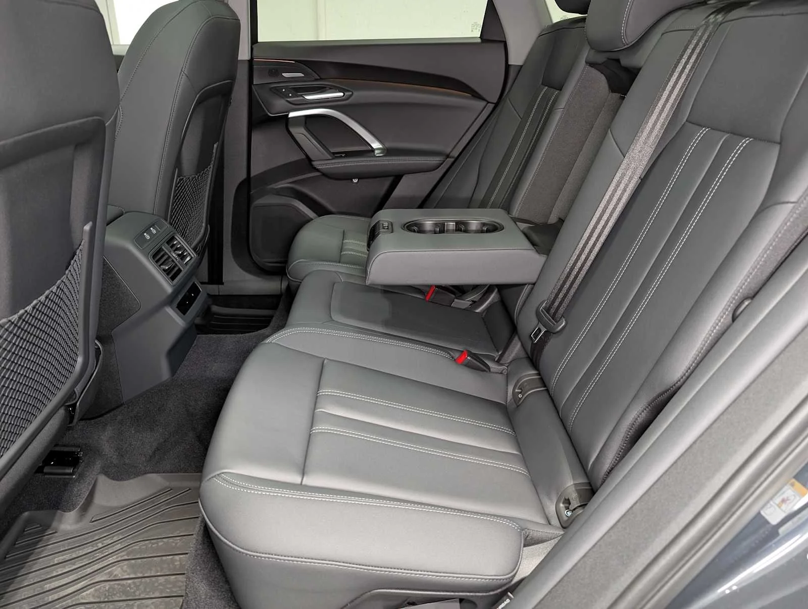 Used 2026 Tambora Gray Metallic Audi Premium Plus image 22