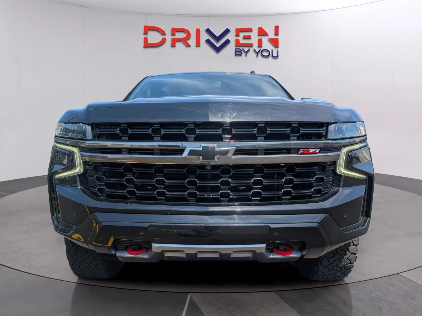 Used 2022 Black Chevrolet Z71 image 8
