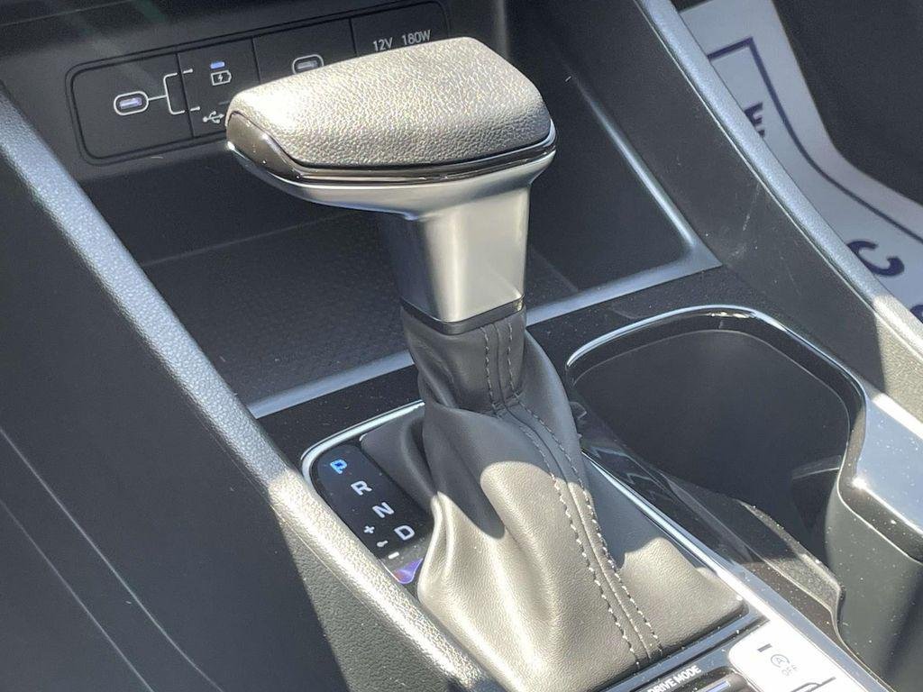 New 2026 White Hyundai SEL AWD image 29