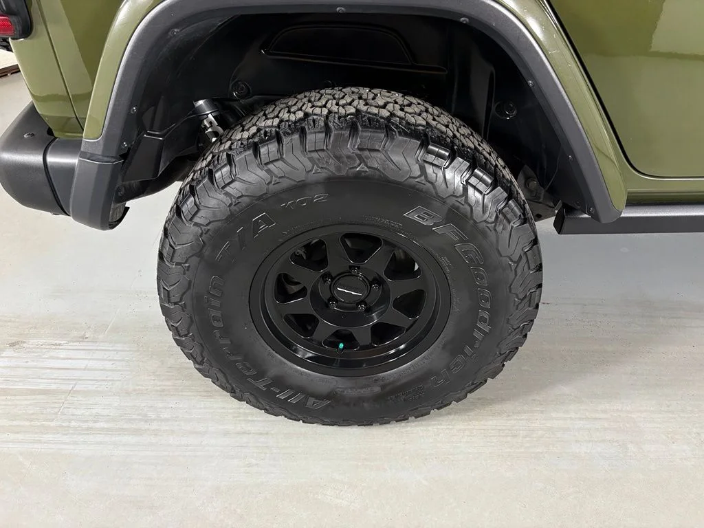 Used 2021 Green Jeep Unlimited Rubicon image 11