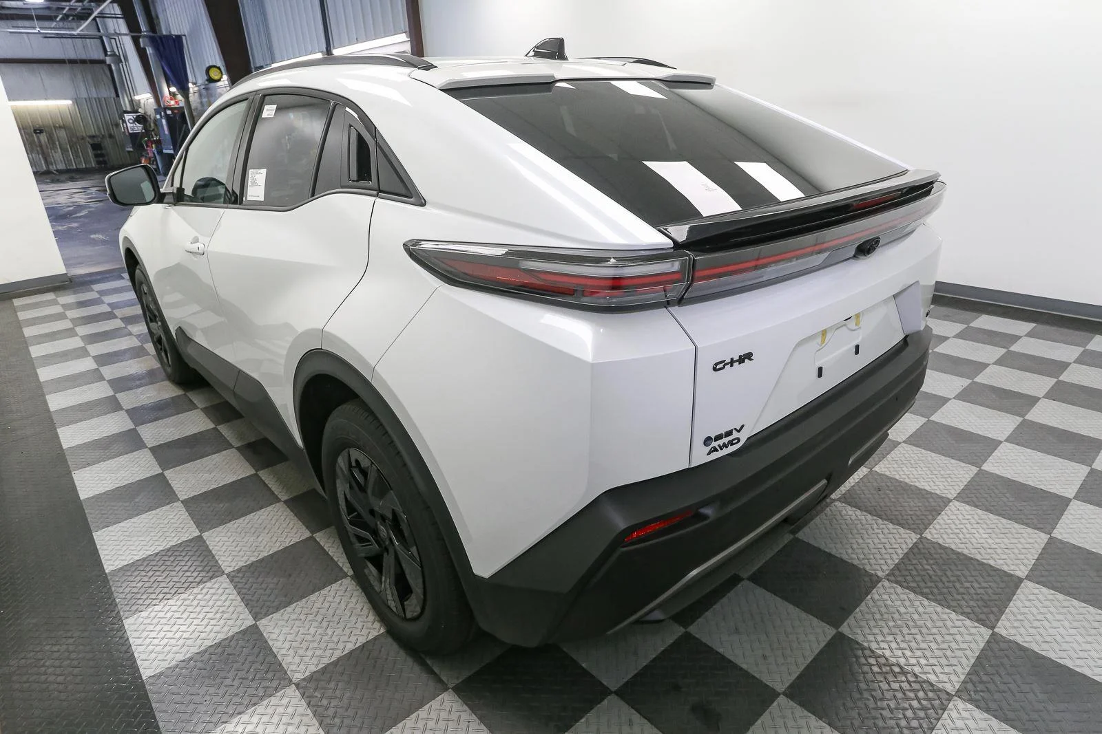 New 2026 Wind Chill Pearl Toyota SE image 9
