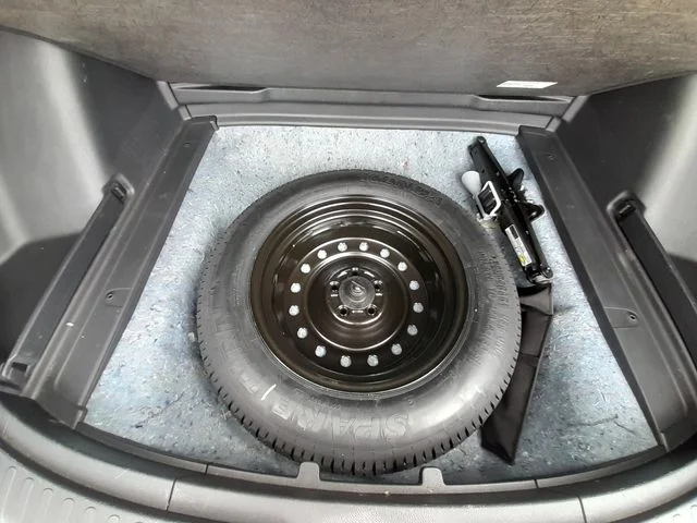 Used 2022 White Honda EX image 51