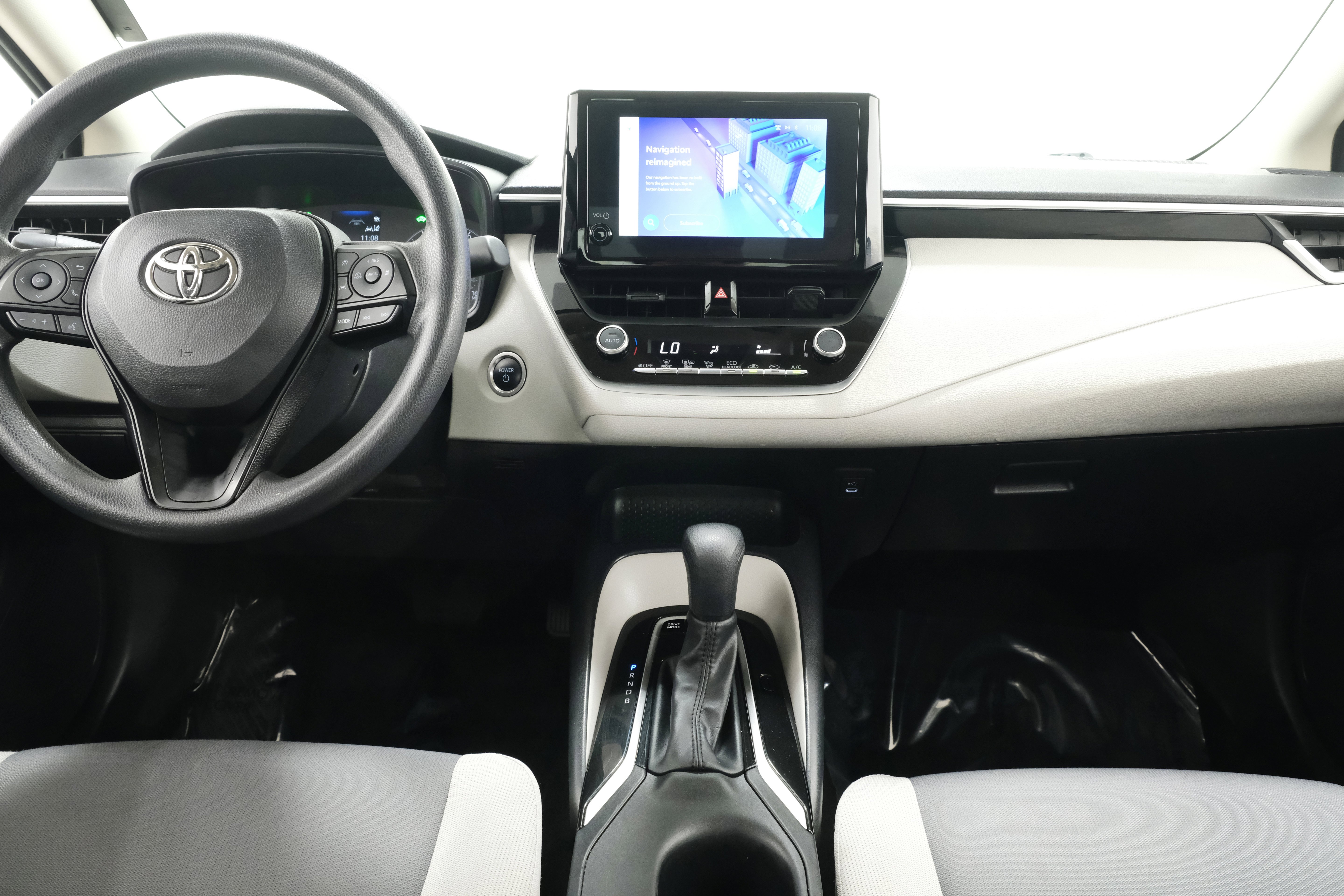 2024 Toyota Corolla LE - Photo 10