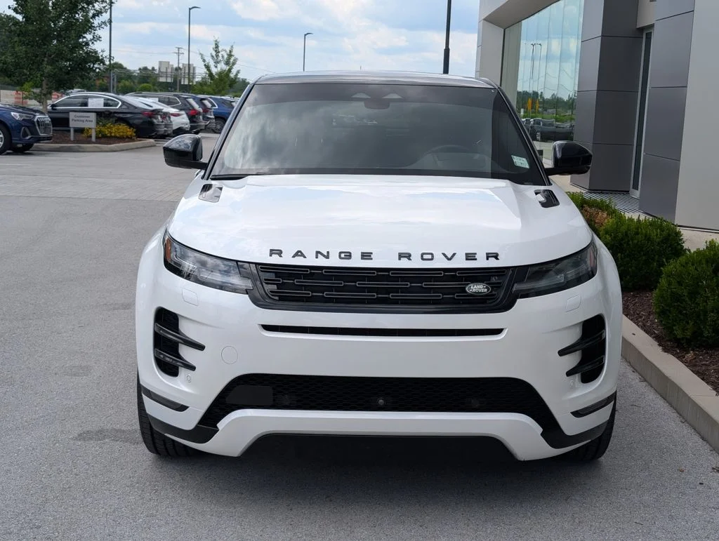 Certified Used 2024 White Land Rover Dynamic image 10