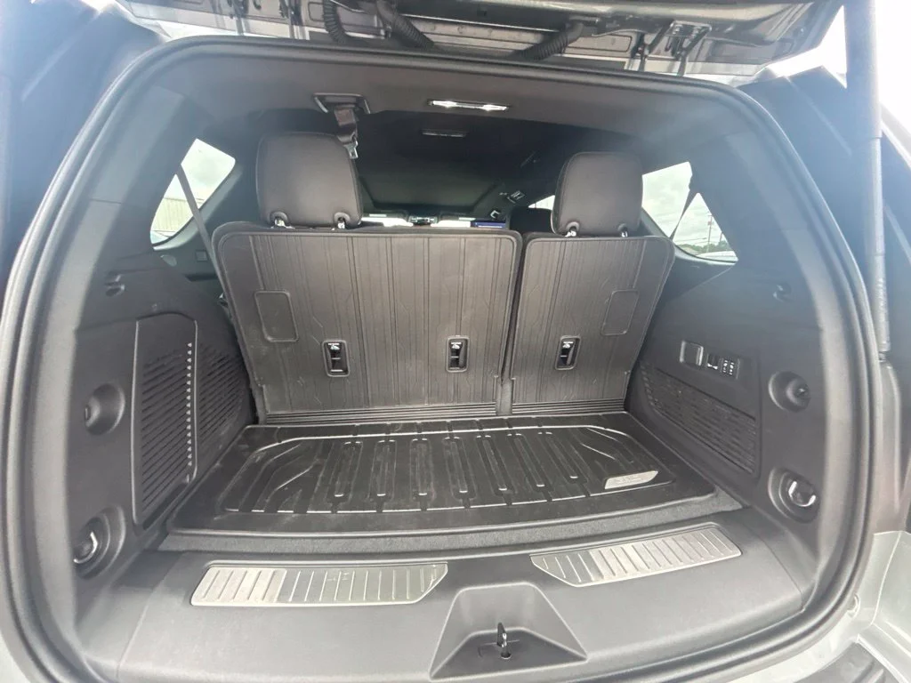 Used 2026 Silver GMC Denali Ultimate image 21