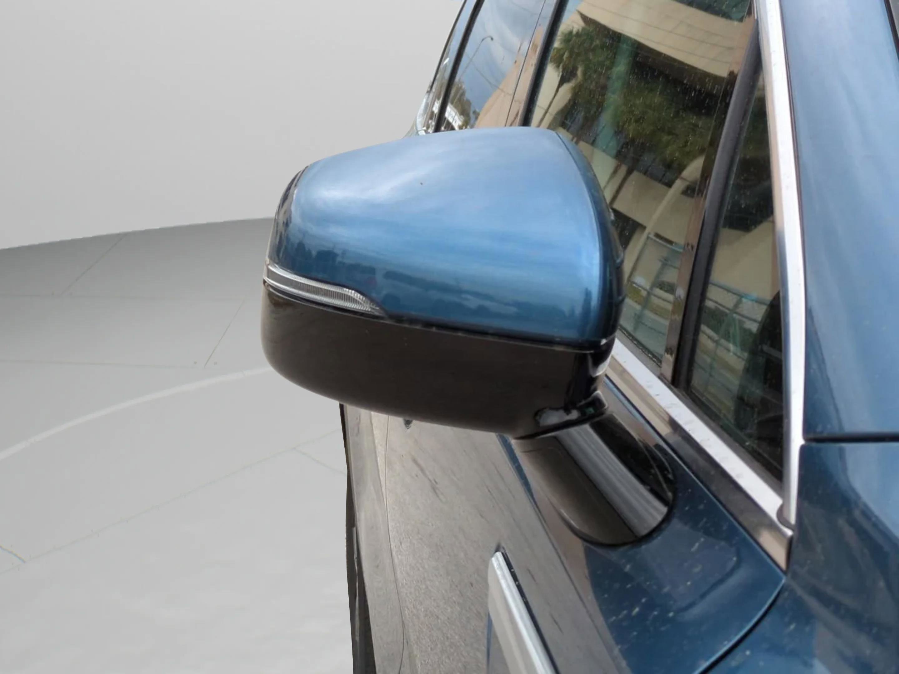 New 2026 Mineral Blue Kia EX image 12