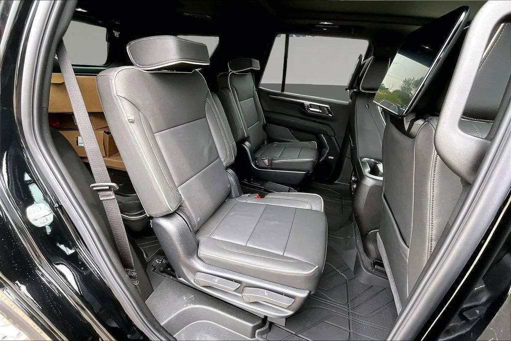 New 2026 Black Chevrolet Premier image 12