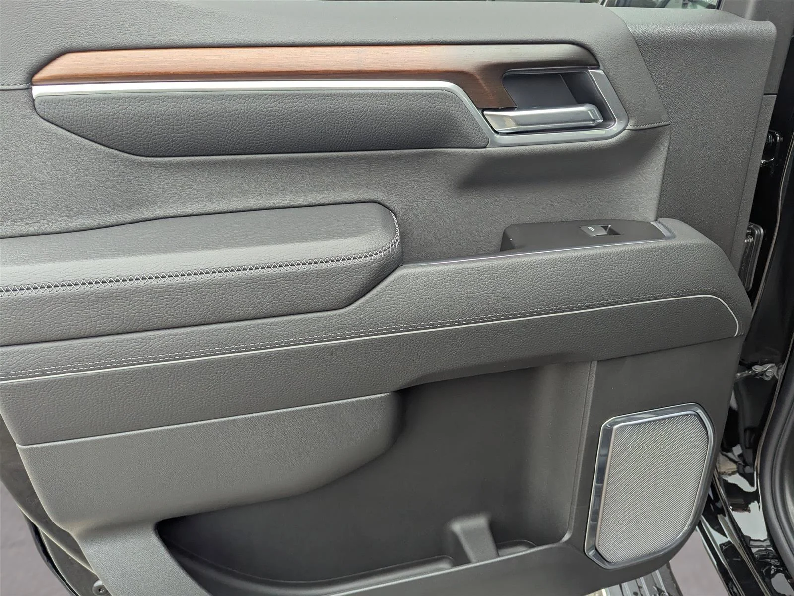 New 2026 Onyx Black GMC Denali image 25