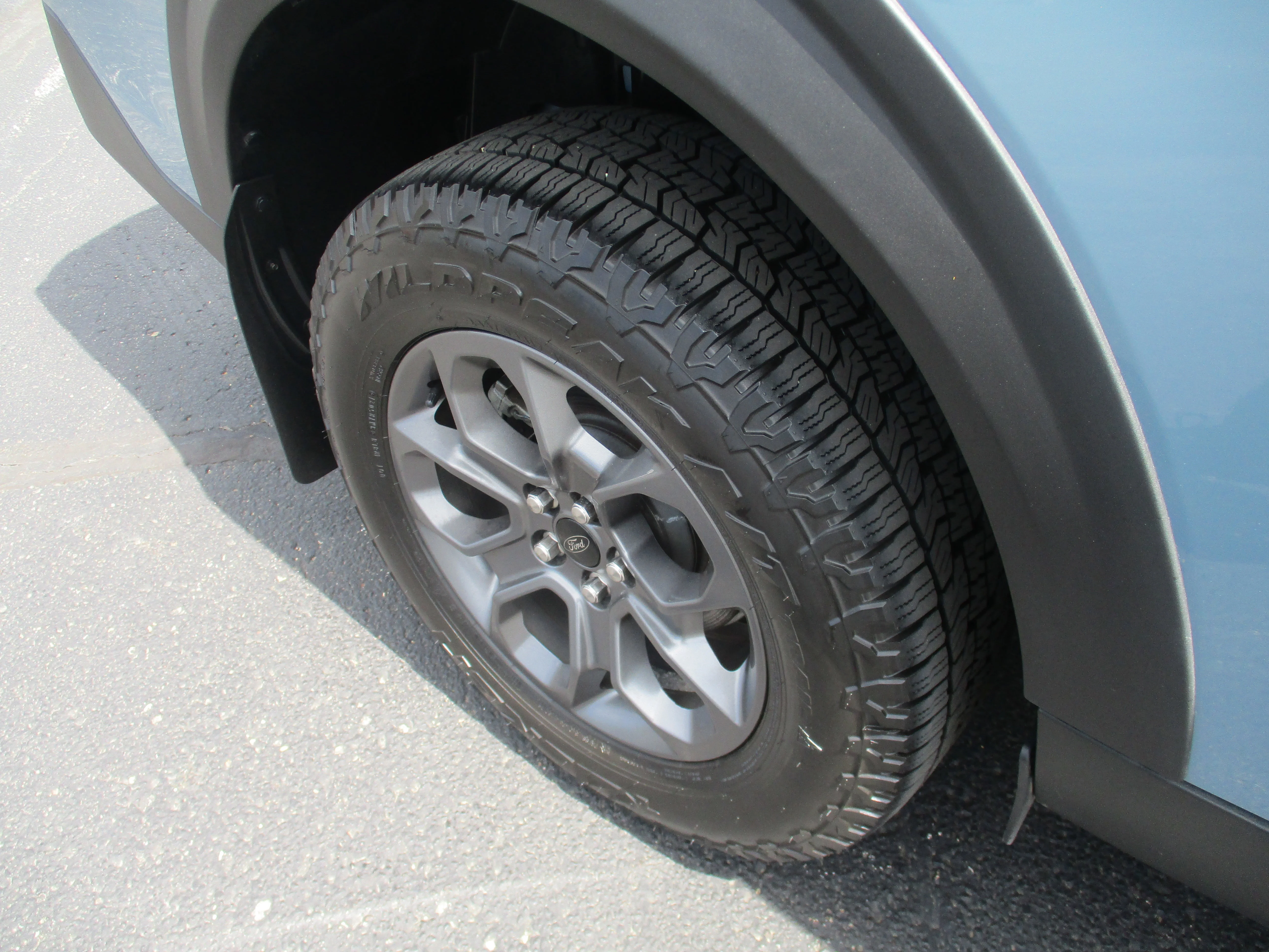 Used 2022 Area 51 Ford XLT Hybrid FWD image 51