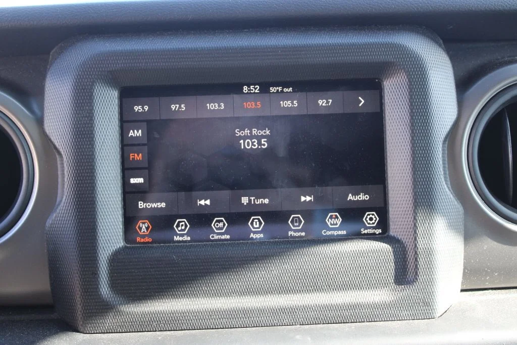 Used 2022 Black Jeep Unlimited High Tide image 19