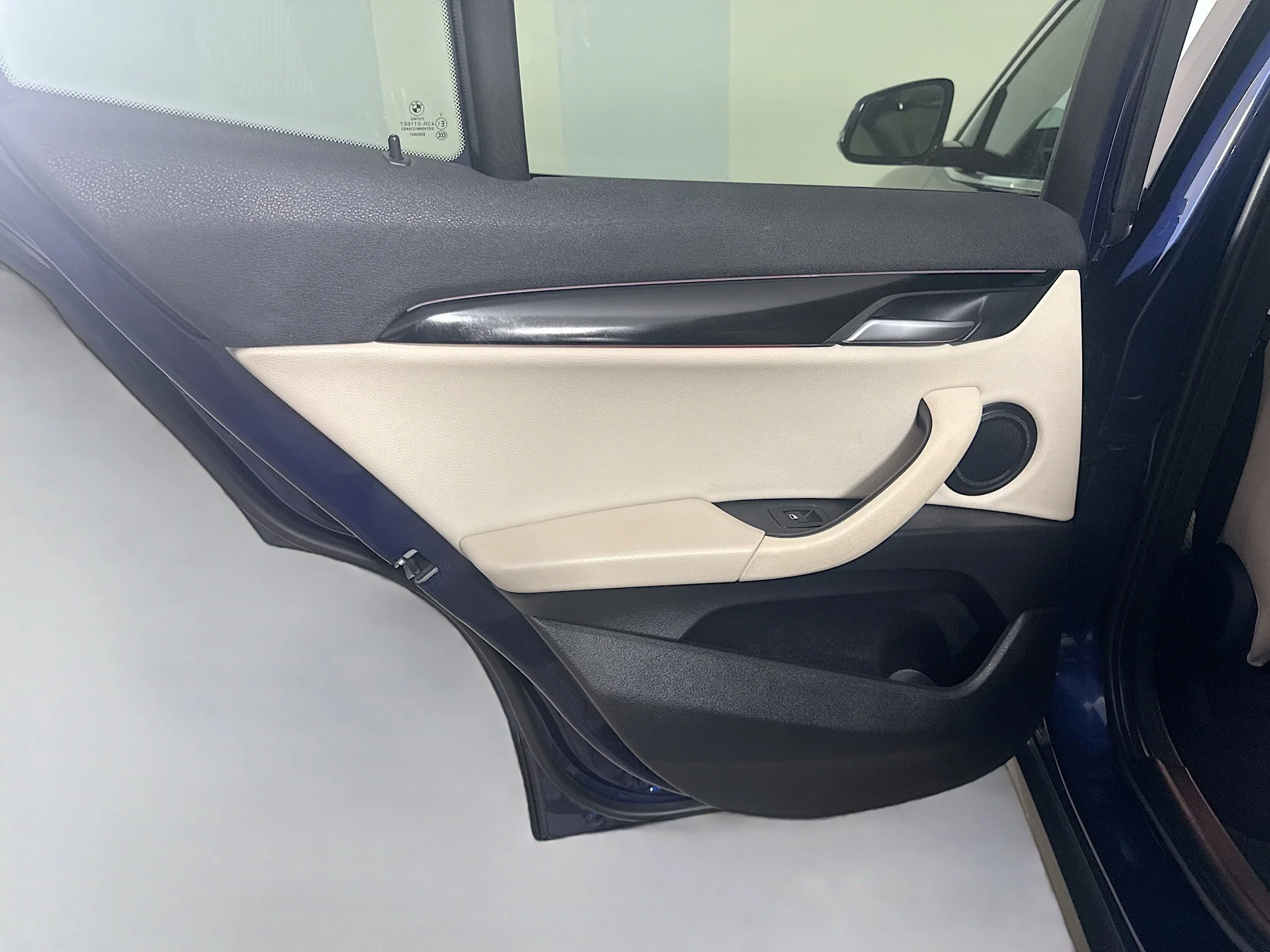Used 2020 Mediterranean Blue Metallic BMW xDrive28i image 22
