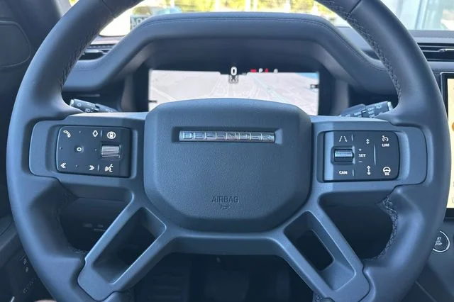 New 2026 Woolstone Green Land Rover X-Dynamic SE image 22