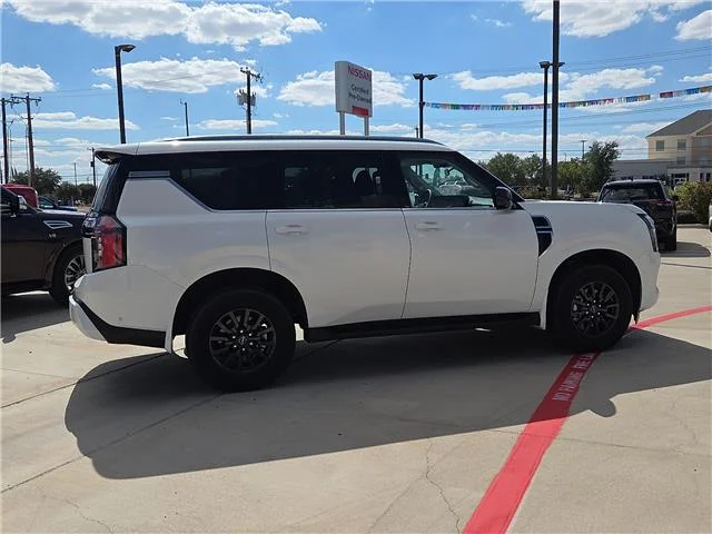 Used 2026 Aspen White Tricoat Nissan SV 4x2 image 4