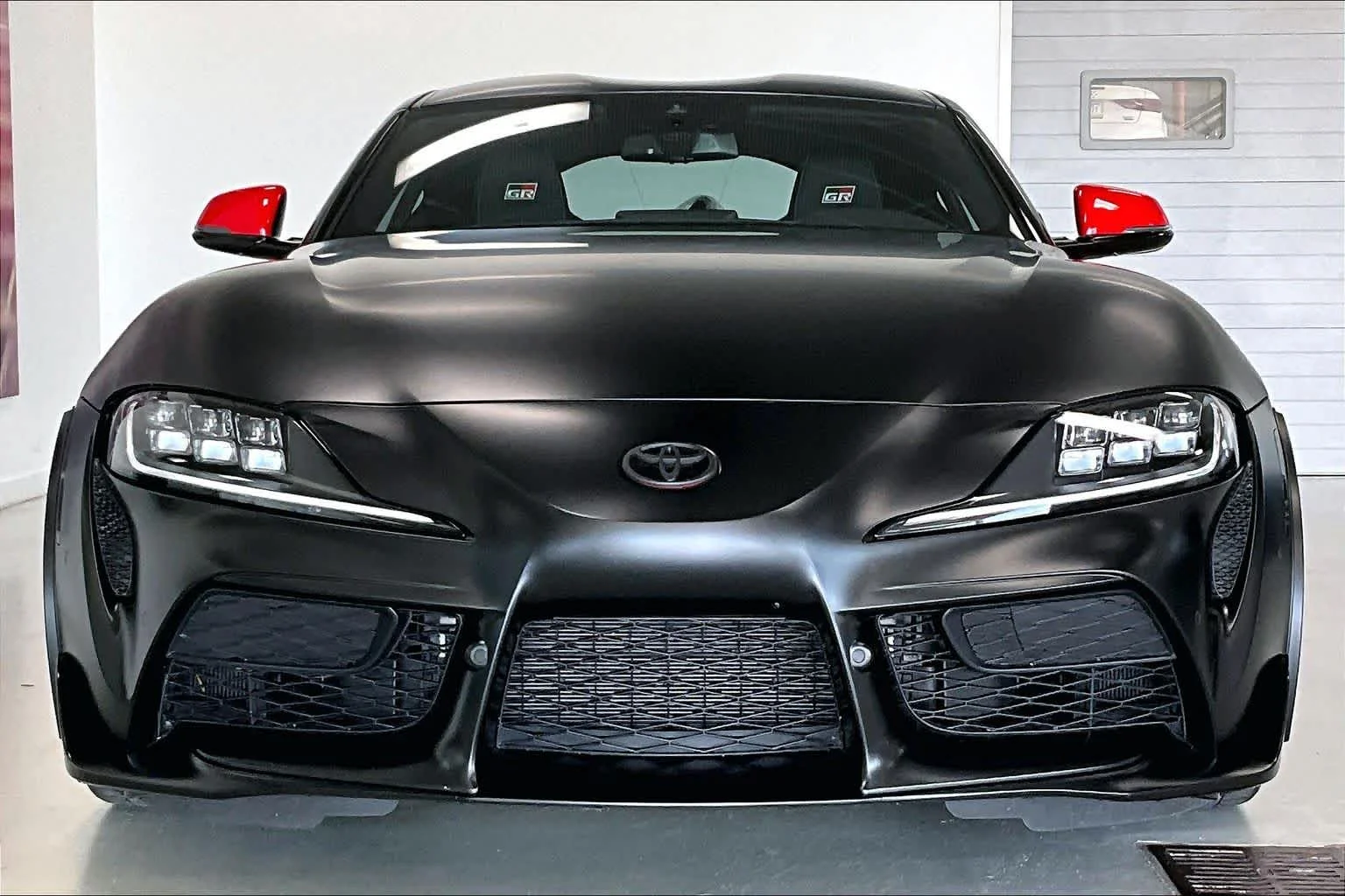 2026 Toyota Supra MKV Final Edition - Photo 6