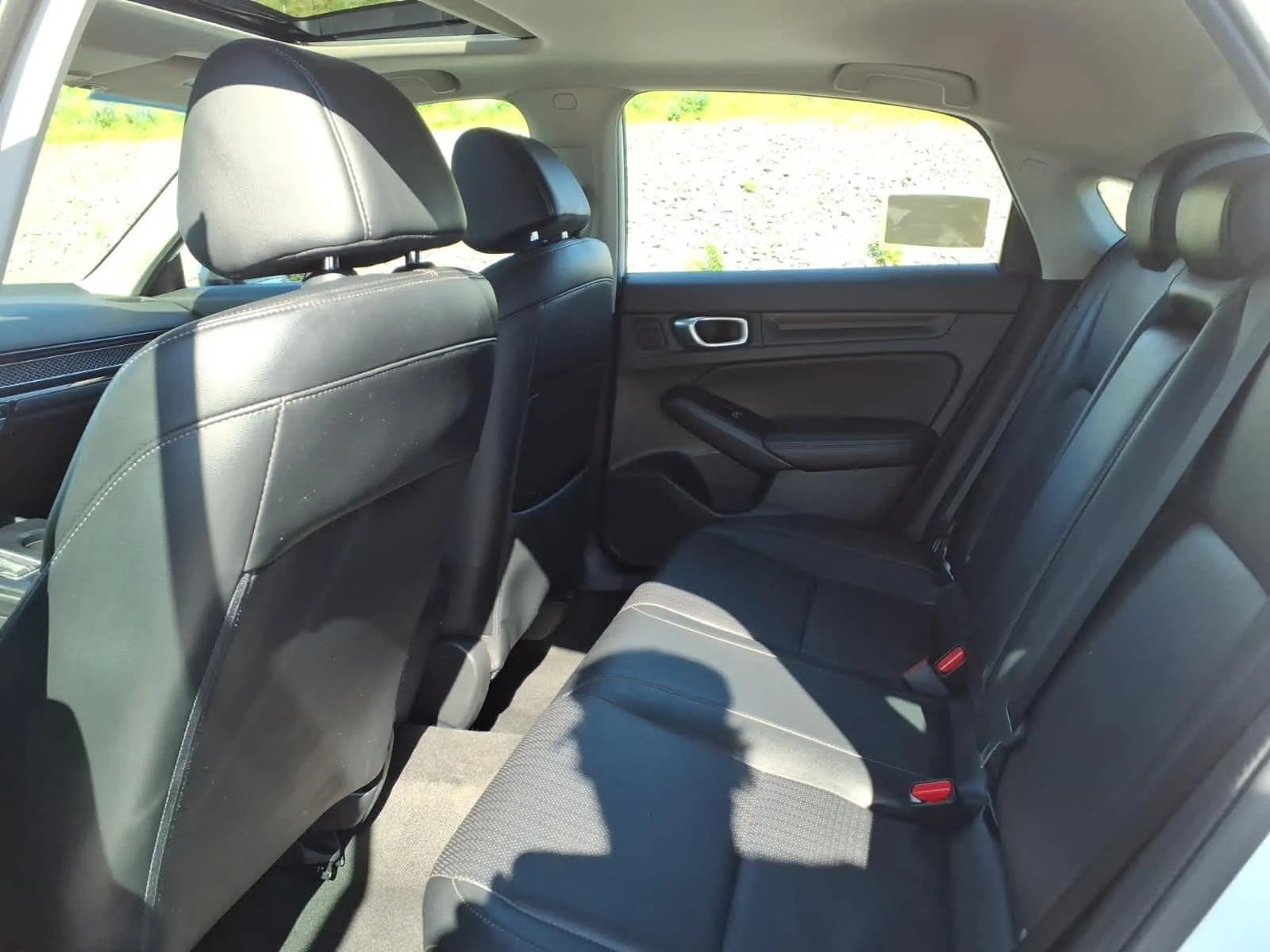 2023 Honda Civic Hatchback EX-L - Photo 12