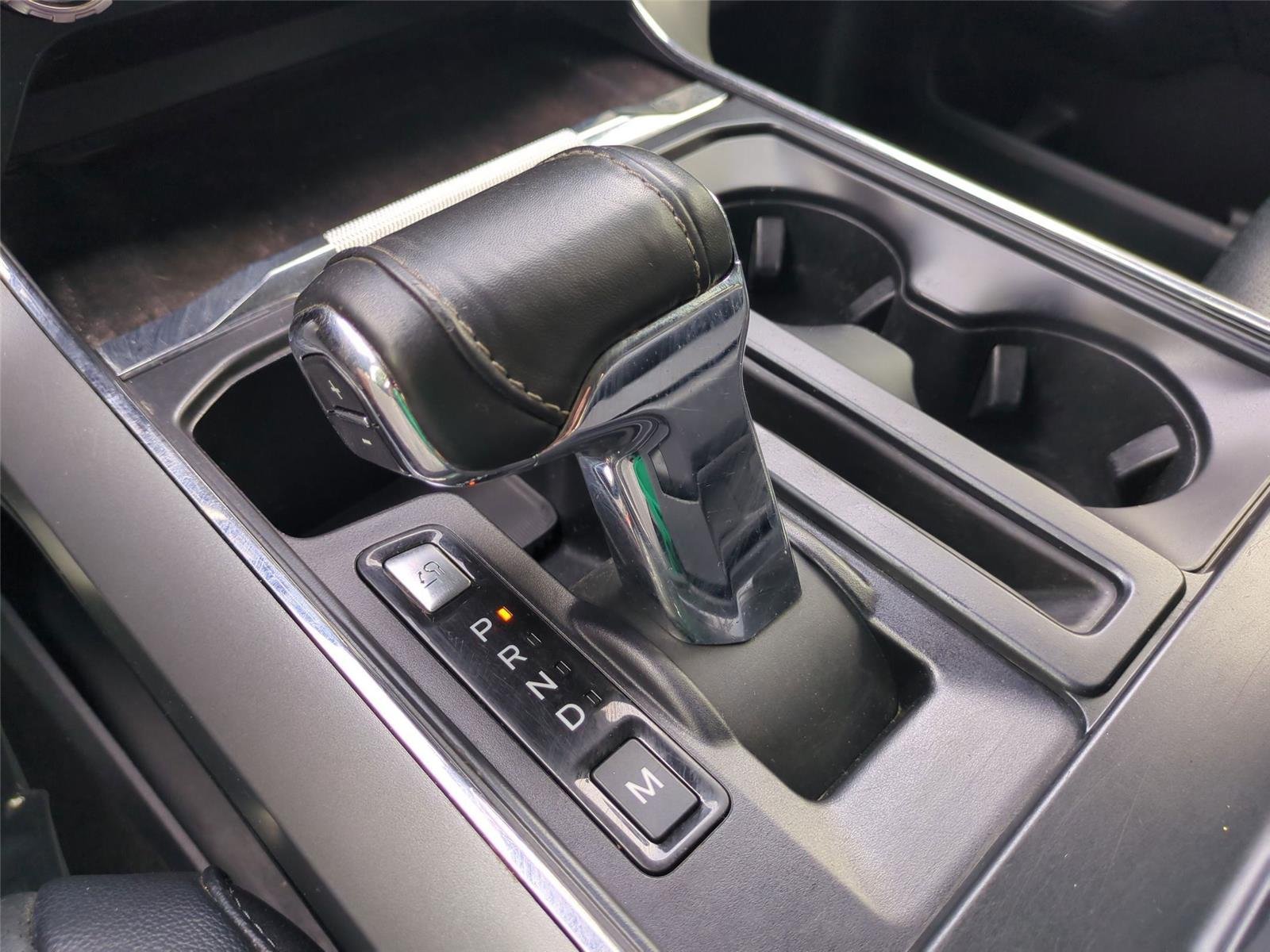 Used 2022 Iconic Silver Metallic Ford LARIAT image 30