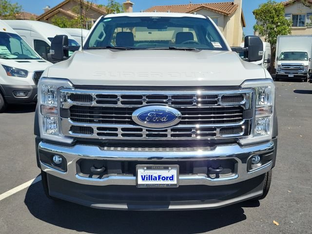 New 2026 Oxford White Ford F-550® XL image 21