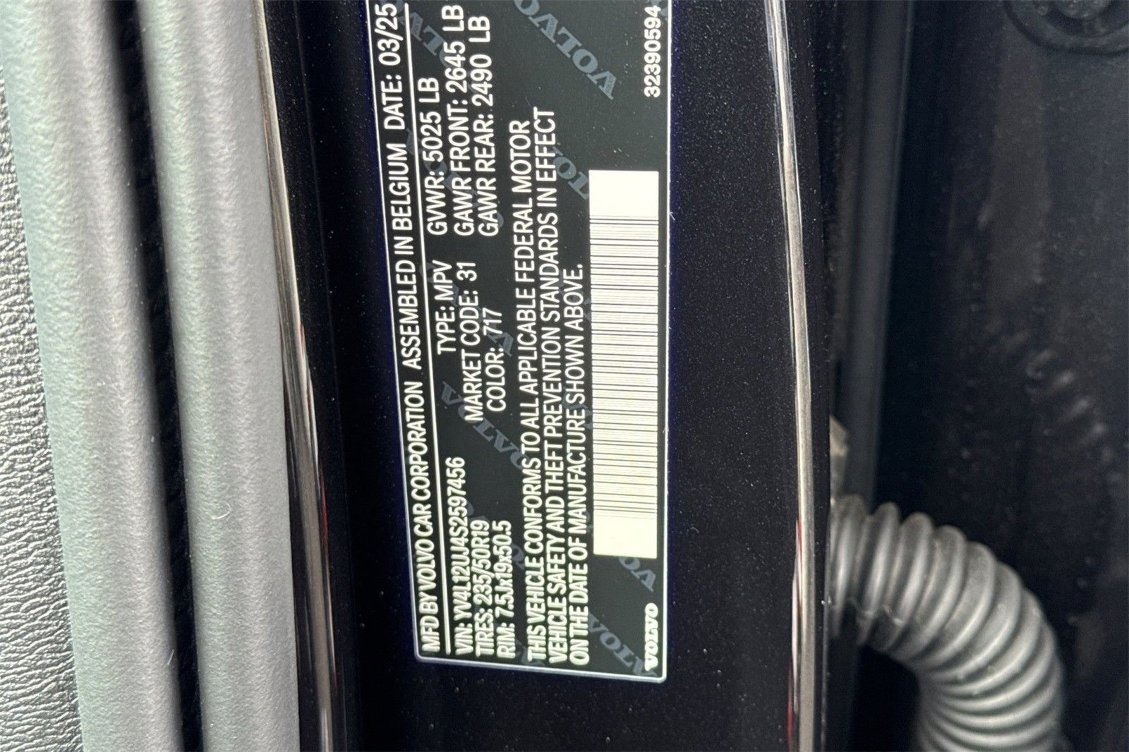 2025 Volvo XC40 Core - Photo 28