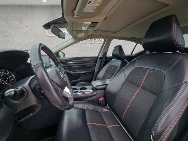 Used 2022 Black Nissan 2.5 SR image 19