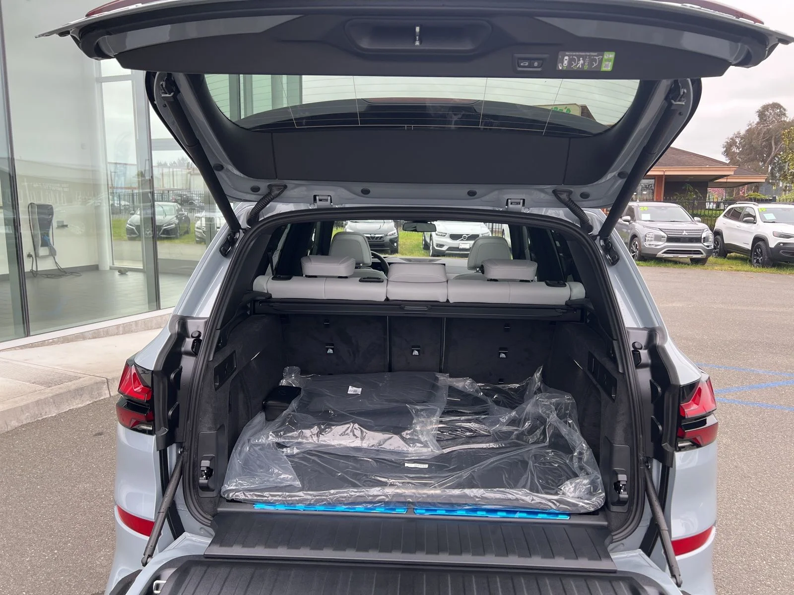 New 2026 Brooklyn Grey Metallic BMW xDrive50e image 8